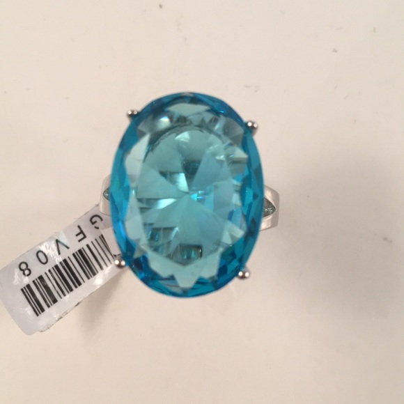 Aquamarine Gemstone Fashion Ring Size 7 & 8 - Picture 3 of 4